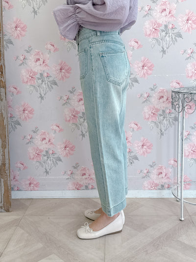 ストレートデニムパンツ