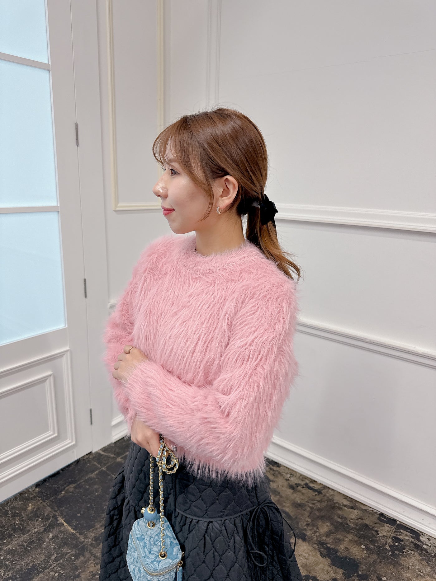 ふわふわシャギーニット