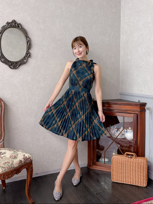 Check Pleats Dress