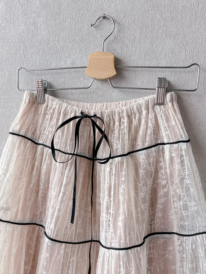 Bicolor Lace Skirt